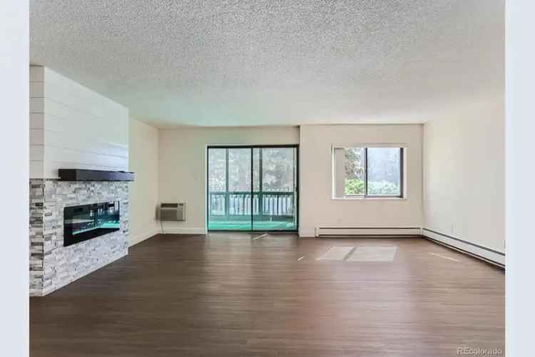 Buy Condo in Heather Gardens 2 Bedrooms Remodeled with Screened Patio