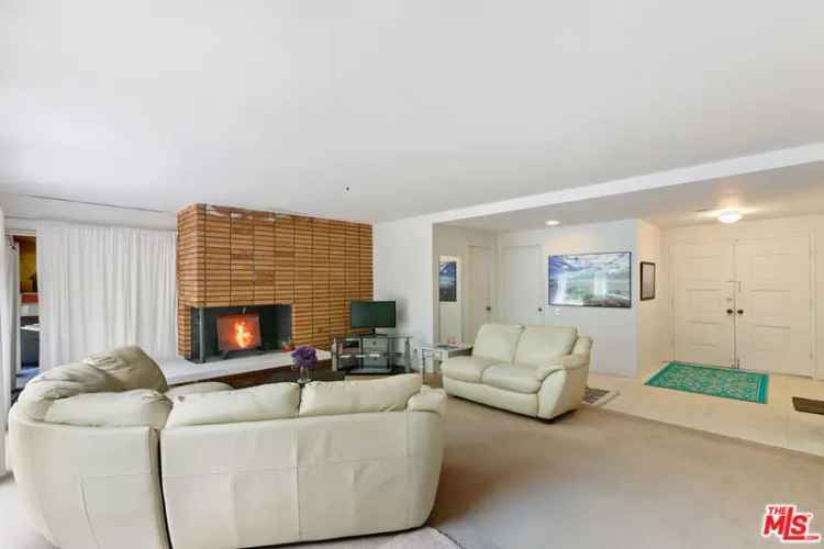 House For Sale in 30746, Principio Drive, Malibu, California