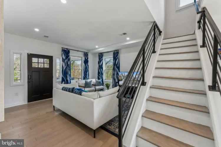 House For Sale in 2211, Franklin Street Northeast, Washington, District of Columbia