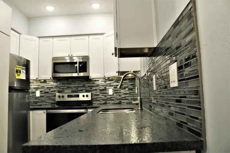 Rent Modern Spacious 2 Bedroom Apartment in Imperial Beach for Military Personnel