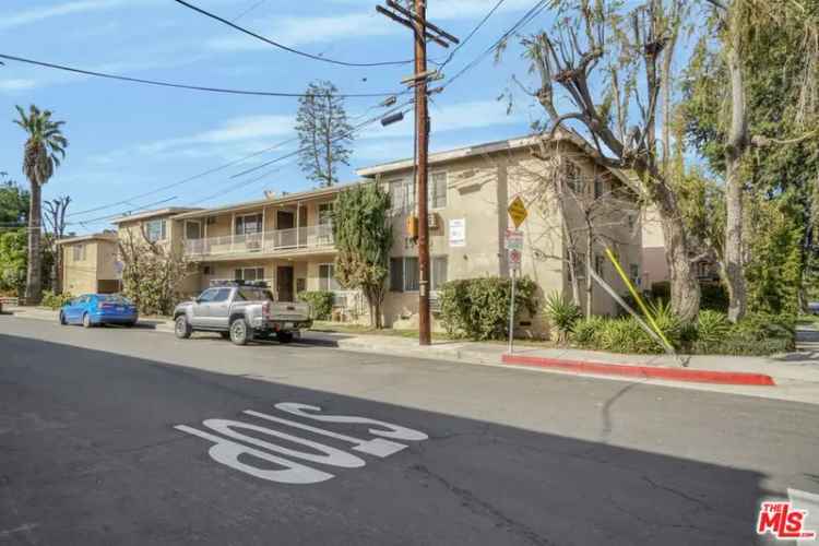 House For Sale in Los Angeles, California