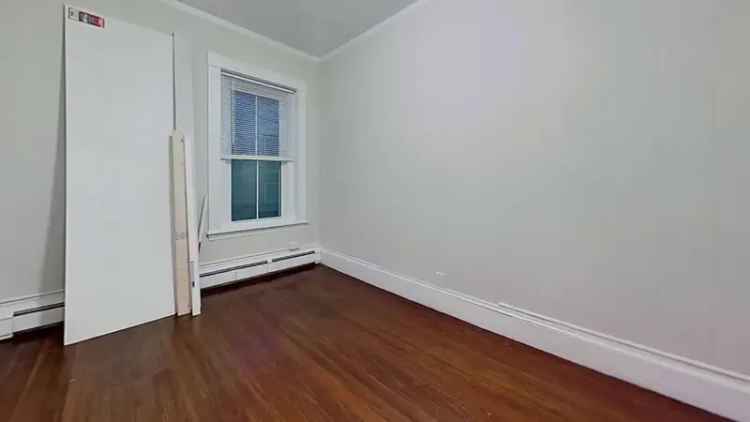 Rent Apartment Unit with 4 Bedrooms and Living Space in Allston