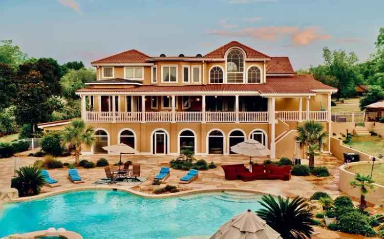 Buy Mediterranean Estate with 7 Bedrooms and Pool in Bocage