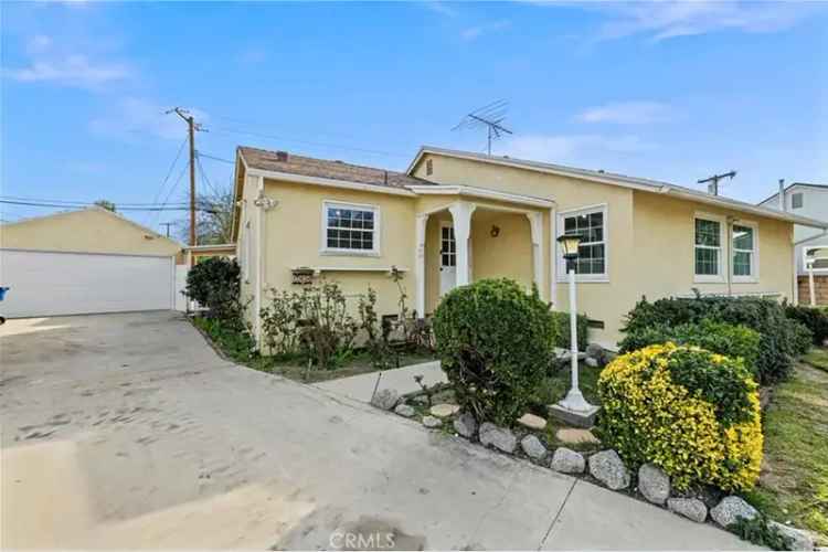 Buy House in Lake Balboa with Pool and Bonus Room