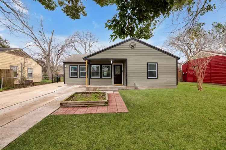 Rent Beautiful Fully Remodeled 4 Bedroom Home with Spacious Backyard