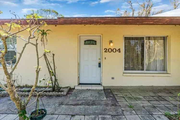 House For Sale in 2004, 49th Avenue East, Bradenton, Florida