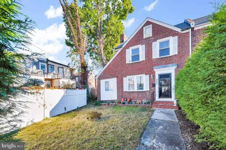 House For Sale in 307, West 32nd Street, Wilmington, Delaware