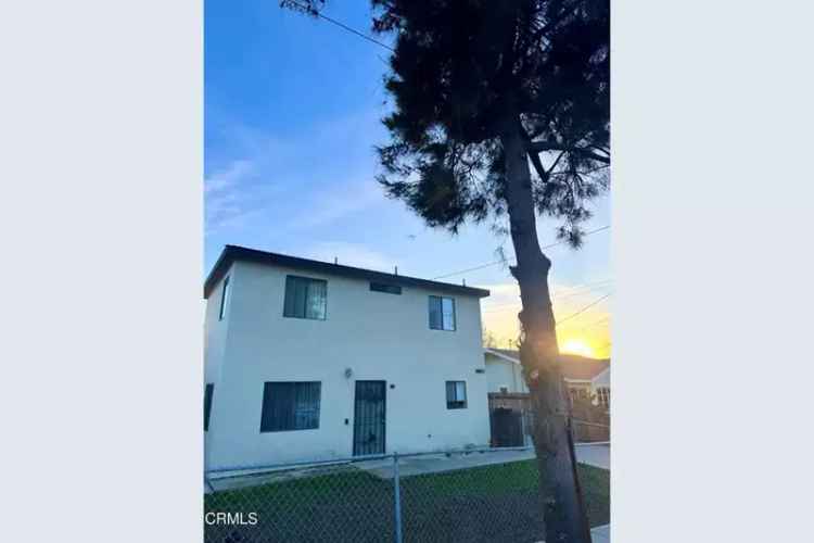 Duplex for Rent in Ventura with Two Units and Private Garages