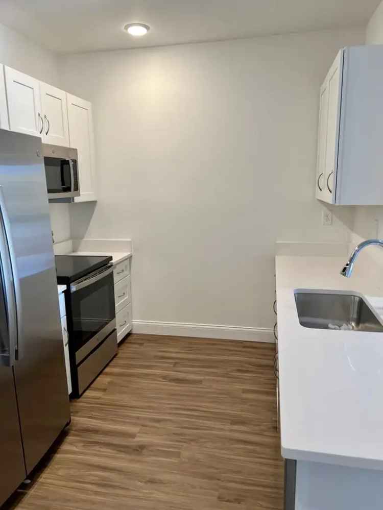 Rent Modern Apartment Unit with Private Patio in Coveted Location