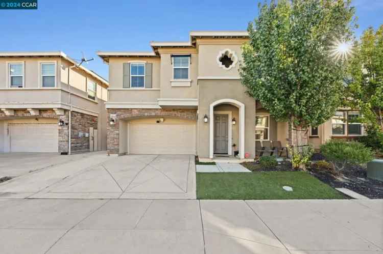 House For Sale in 2624, Clarita Drive, Pittsburg, California