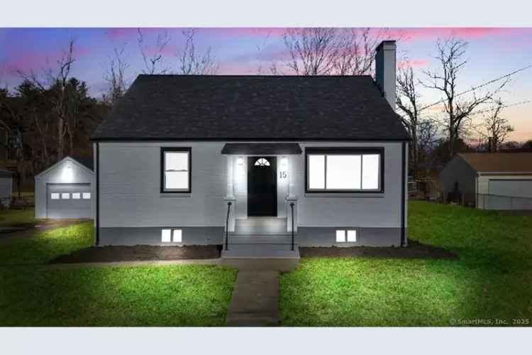 Buy 3 Bed 2 Bath Cape in 15 Temple St with Modern Amenities