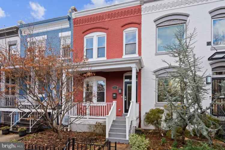 House For Sale in 525, 14th Street Southeast, Washington, District of Columbia