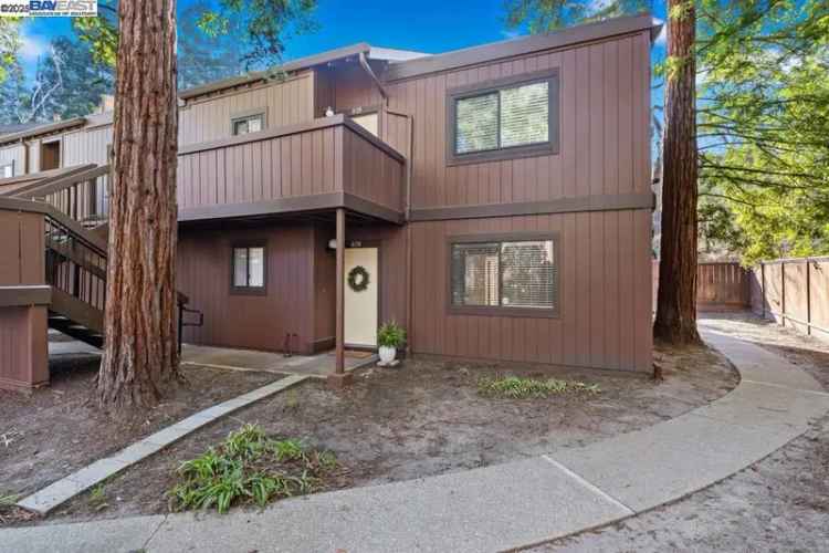 House For Sale in 878, Camelback Place, Pleasant Hill, California