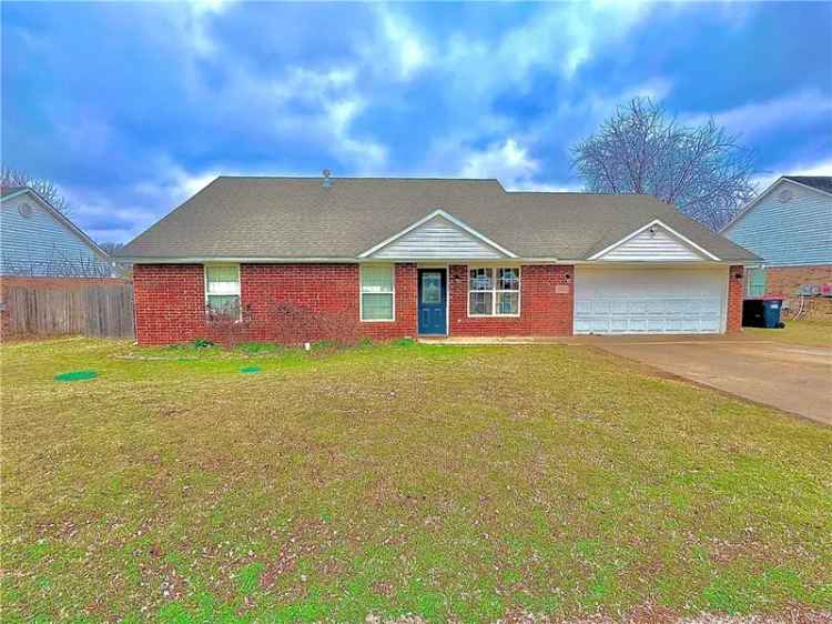 House For Sale in 334, Jeanne Drive, Springdale, Arkansas