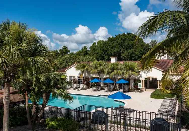 Rent Apartments in a Serene Community Near Downtown Stuart