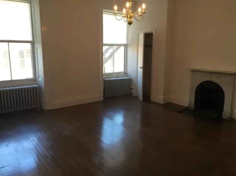 Rent Apartment Unit with Hardwood Floors and Included Utilities