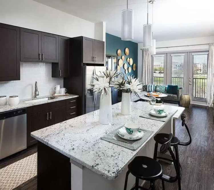 Rent Apartments in Las Colinas Irving Texas Upscale Studios and Residences