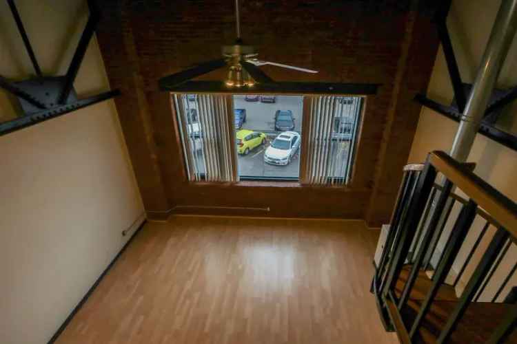 Rent Apartments at South Street Lofts in Lafayette with Great Amenities