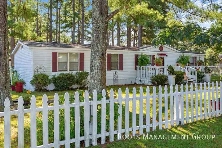 Rent 3 Bed 2 Bath Home in Spring Lake North Carolina with Community Charm