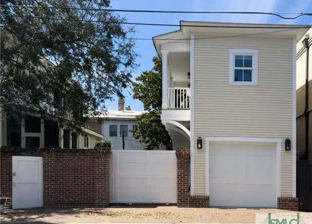 House For Sale in 114, West Bolton Street, Savannah, Georgia