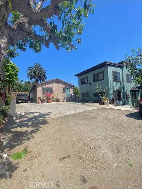 House For Sale in 3022, Terry Place, Los Angeles, California