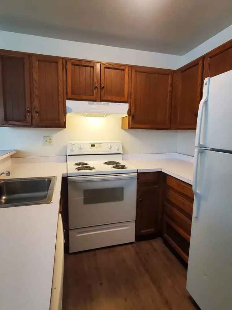 Rent Apartment Unit with Private Deck in Quiet Location