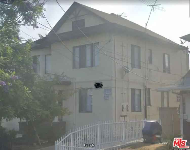 House For Sale in 1678, Roosevelt Avenue, Los Angeles, California