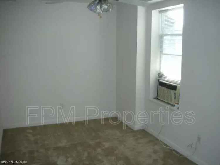 Apartment for Rent Ground Floor Near the Beach with Off Street Parking