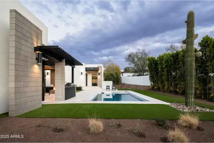 Buy Luxury Residence in North Scottsdale with Custom Features