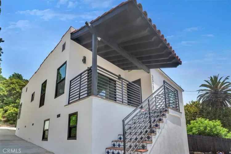 House For Sale in 3527, Flora Avenue, Los Angeles, California