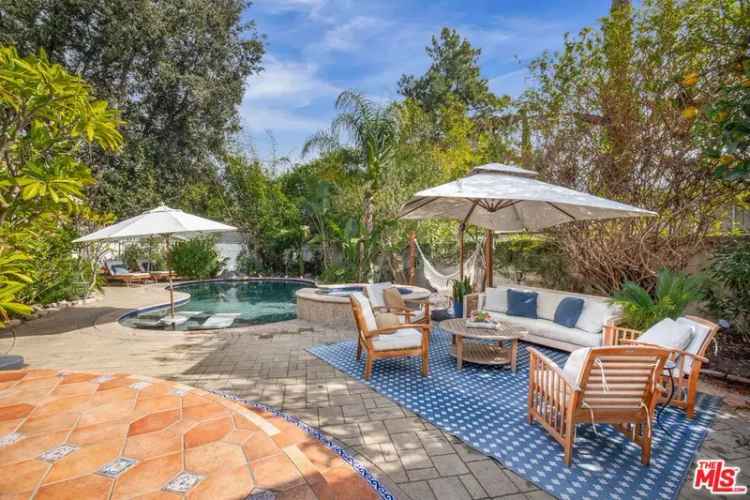 House For Sale in 4426, Auckland Avenue, Los Angeles, California