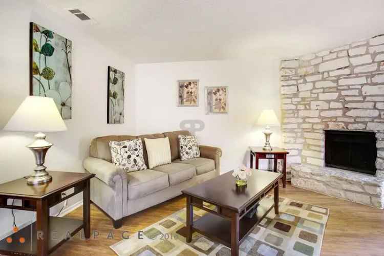 Rent Two Bedroom Apartments in North Austin with Exceptional Amenities