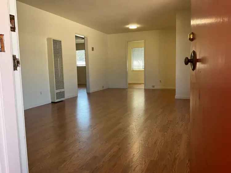 Rent 2 Bedroom Apartment with Updated Kitchen in Family Owned Complex