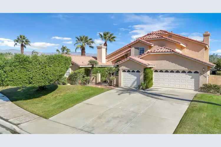 Rent 4-bedroom house in Palm Desert with pool and mountain views