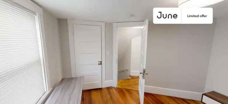 Room for Rent in Malden with Flexible Lease and Great Amenities