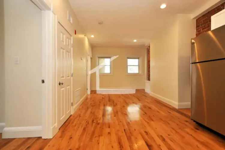 Rent Apartment Studio Near Green Line with All Utilities Included