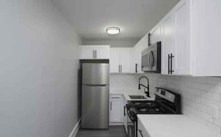 Rent Furnished Apartments in West Mount Airy with Great Amenities