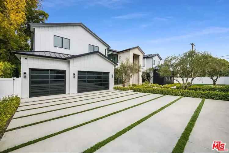 House For Sale in 15907, Valley Vista Boulevard, Los Angeles, California