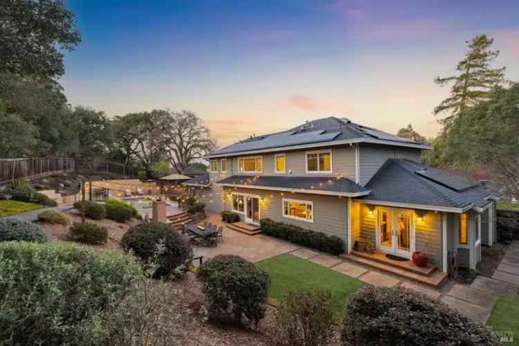 House For Sale in 20, Deer Valley Court, Petaluma, California