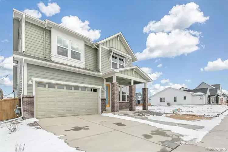 Buy New Home in Painted Prairie with Spacious Kitchen and Owner's Retreat