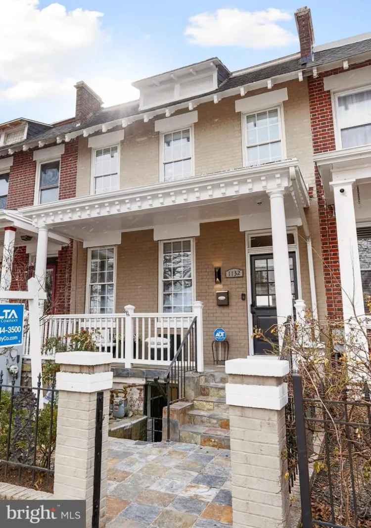 House For Sale in 1132, Jefferson Street Northwest, Washington, District of Columbia