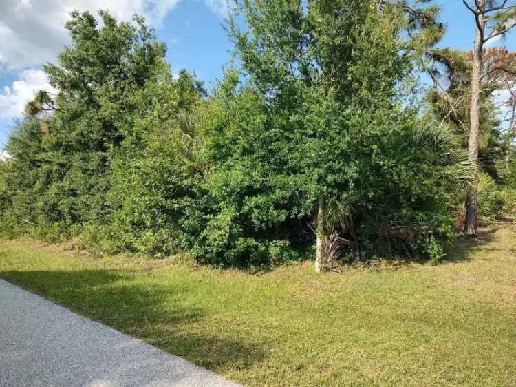 Land For Sale in 6084, Ronda Street, Englewood, Florida