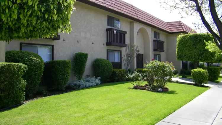 Rent Apartments in Gated Community Near Uptown Whittier