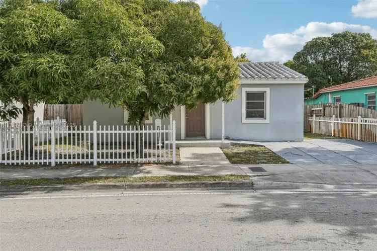 House For Sale in 1432, North Andrews Avenue, Fort Lauderdale, Florida