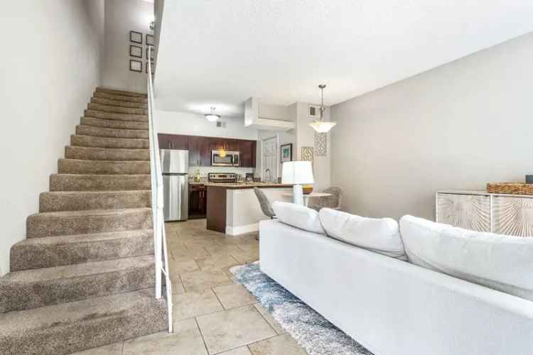 Rent Waterford Apartments in Lauderdale with Luxurious Amenities