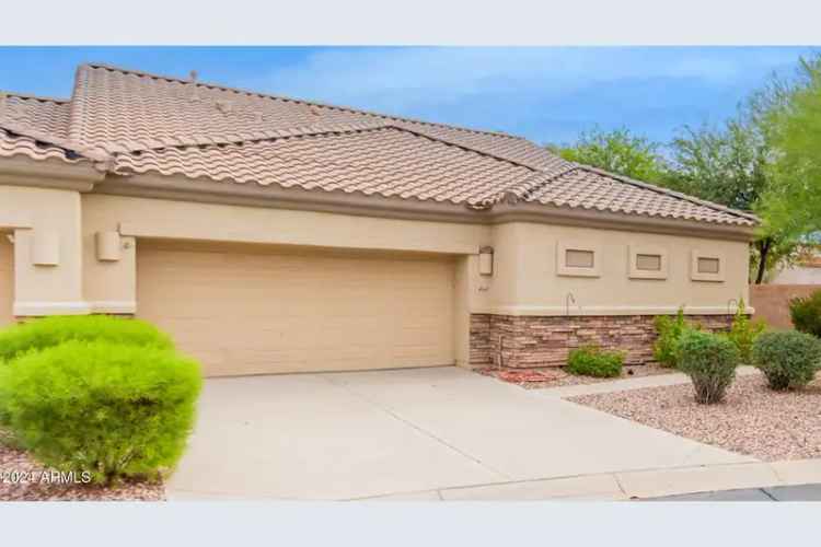 Rent Gemini Home with Garage and Great Room in a Delightful Setting