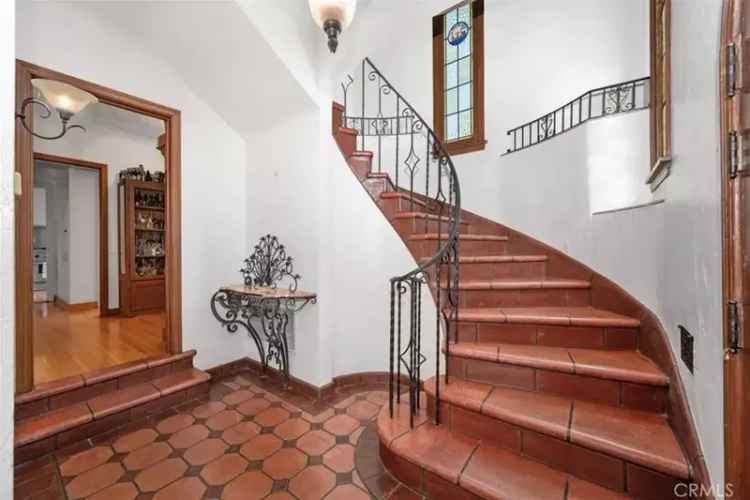 Charming Spanish Style House for Rent in Belmont Shore