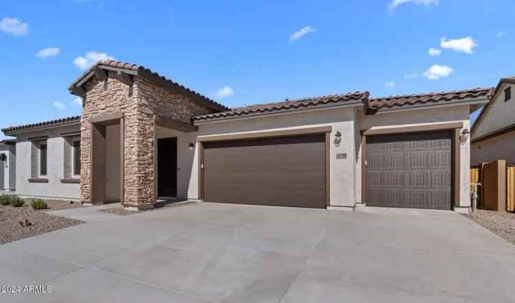 Buy Luxury Home in Maricopa with Media Room and Expansive Layout