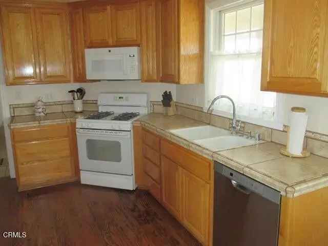 House For Sale in 7582, Elder Avenue, Rosamond, California