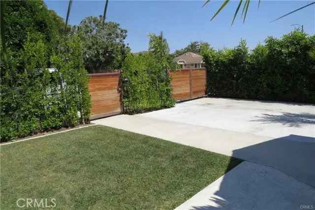 House For Sale in 4027, La Salle Avenue, Los Angeles, California